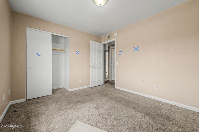 8925 W MEADOWBROOK Avenue, Phoenix, AZ 85037