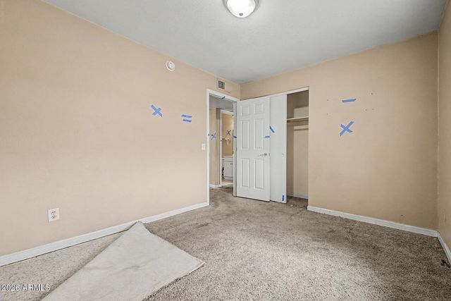 8925 W MEADOWBROOK Avenue, Phoenix, AZ 85037