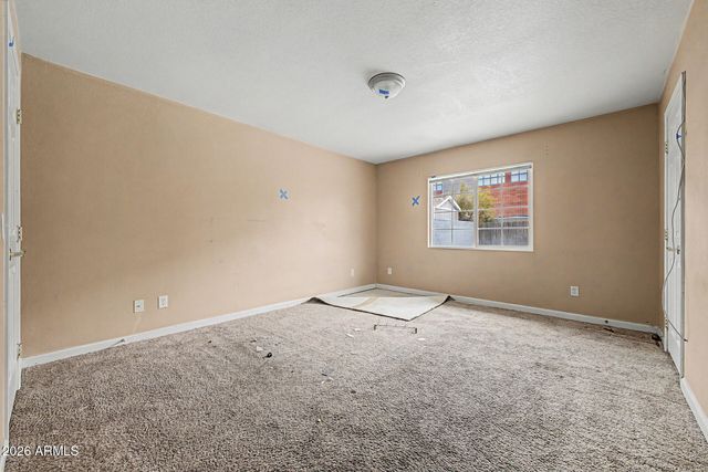 8925 W MEADOWBROOK Avenue, Phoenix, AZ 85037