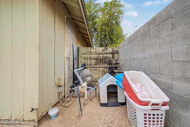 8925 W MEADOWBROOK Avenue, Phoenix, AZ 85037