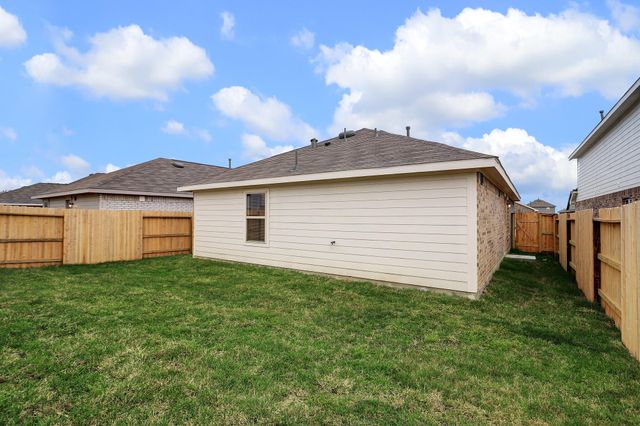 4134 Zavala Mill Street, Baytown, TX 77521