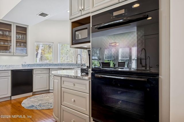 8125 SEVEN MILE Drive, Ponte Vedra Beach, FL 32082