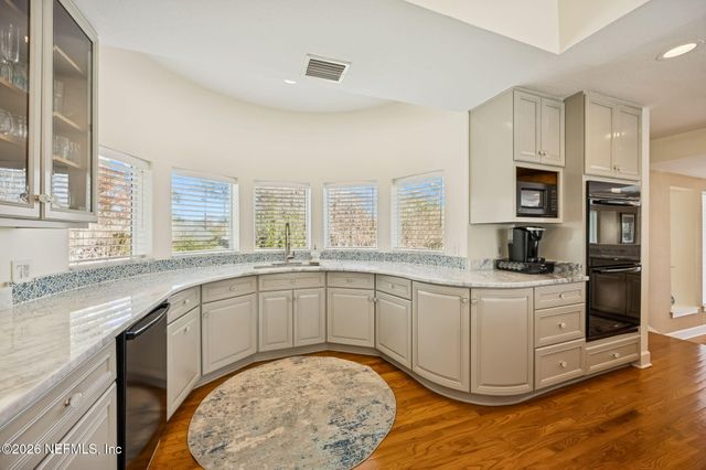 8125 SEVEN MILE Drive, Ponte Vedra Beach, FL 32082