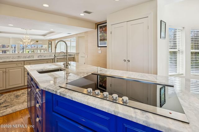 8125 SEVEN MILE Drive, Ponte Vedra Beach, FL 32082