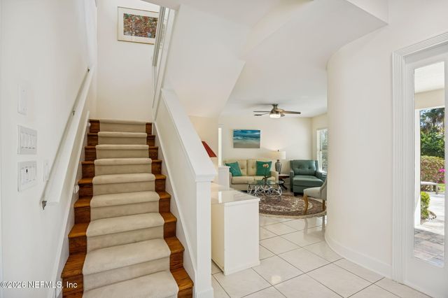 8125 SEVEN MILE Drive, Ponte Vedra Beach, FL 32082