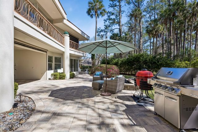 8125 SEVEN MILE Drive, Ponte Vedra Beach, FL 32082