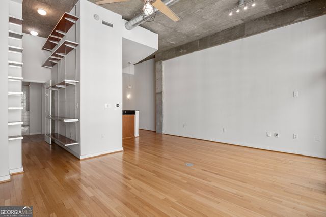 943 Peachtree Street NE 2009, Atlanta, GA 30309