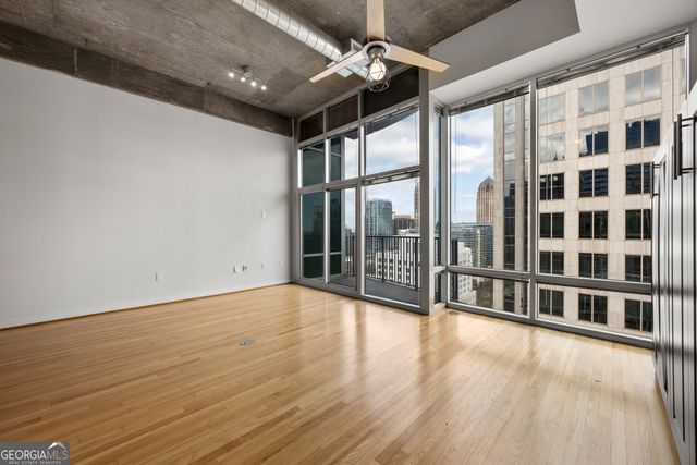 943 Peachtree Street NE 2009, Atlanta, GA 30309