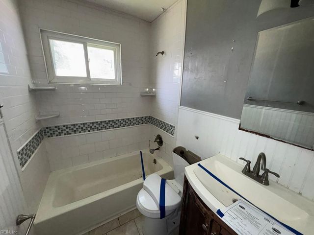 9218 Mason Creek RD, Norfolk, VA 23503