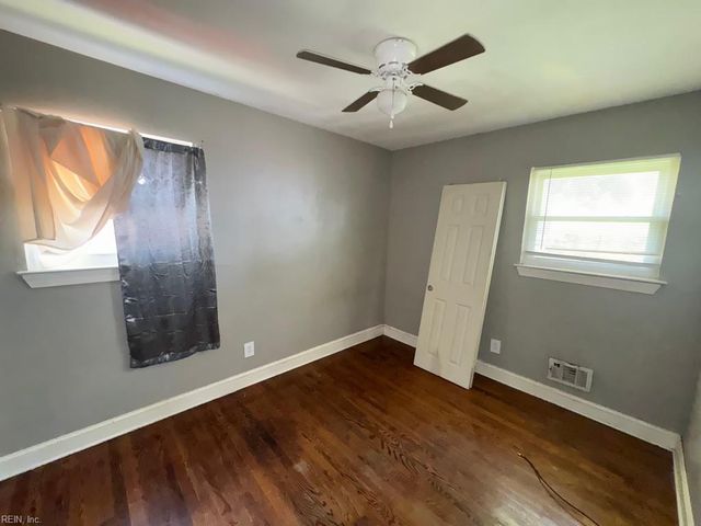 9218 Mason Creek RD, Norfolk, VA 23503