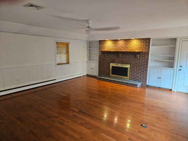 1255 EAGLE RD, West Chester, PA 19382
