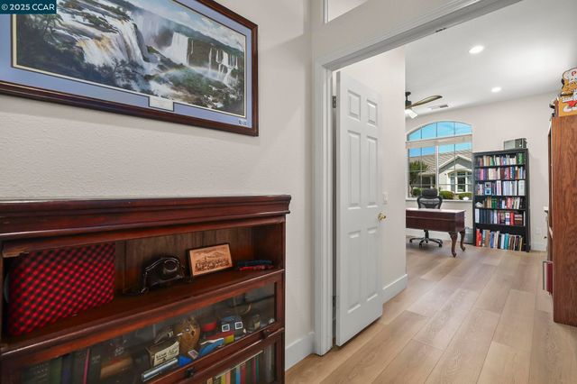 346 Gladstone Dr, Brentwood, CA 94513