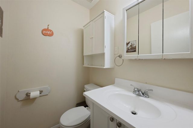 1710 Lawyer Street, College Station, TX 77840