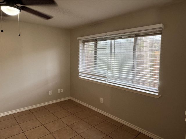 1710 Lawyer Street, College Station, TX 77840