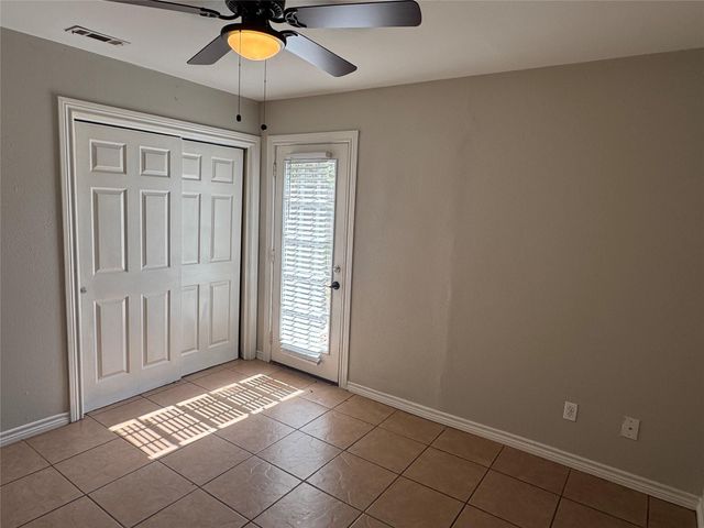 1710 Lawyer Street, College Station, TX 77840