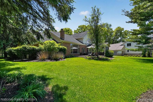 9326 Park Lane, Commerce Twp, MI 48382