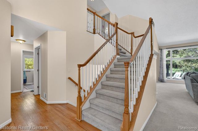 9326 Park Lane, Commerce Twp, MI 48382