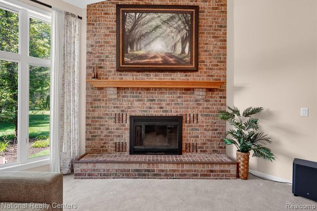 9326 Park Lane, Commerce Twp, MI 48382