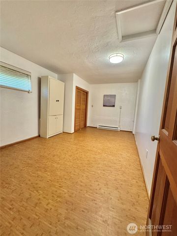 628 E Titus Street, Kent, WA 98030