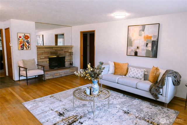 628 E Titus Street, Kent, WA 98030