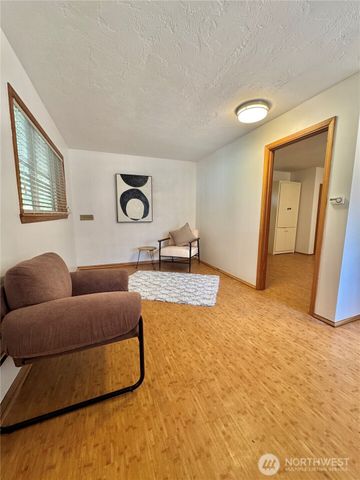 628 E Titus Street, Kent, WA 98030