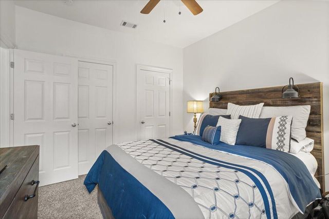 14 E Spanish Oaks, Sumrall, MS 39482