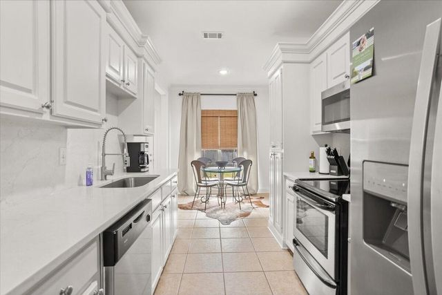 14 E Spanish Oaks, Sumrall, MS 39482