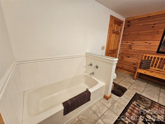 194 Long Ridge Drive, Lake Lure, NC 28746