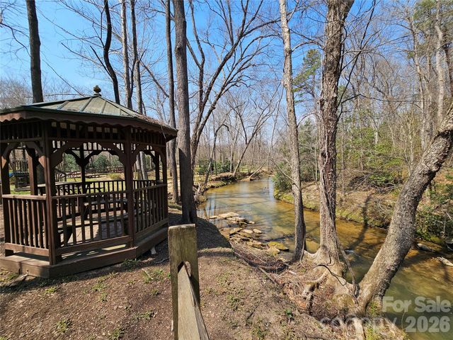194 Long Ridge Drive, Lake Lure, NC 28746