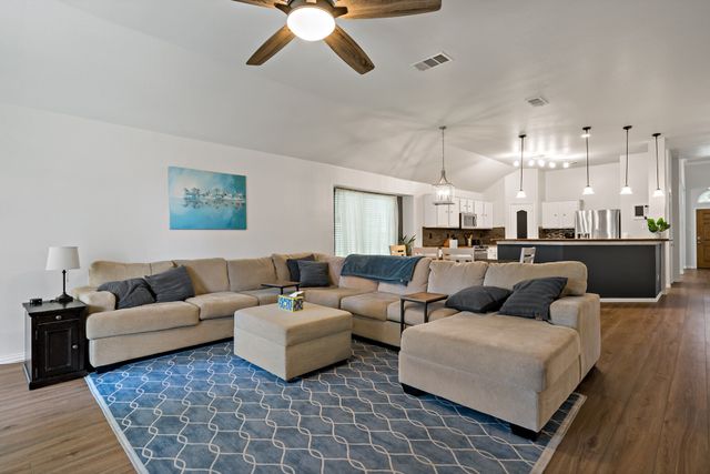 4408 Spanish Oak Circle, Corinth, TX 76208