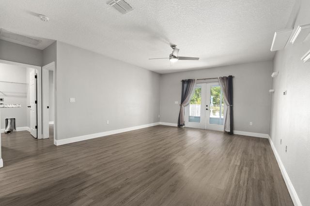 6105 NW Gause Avenue, Port St. Lucie, Port St Lucie, FL 34986