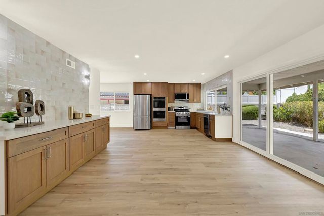 12621 Opimo Dr, San Diego, CA 92128