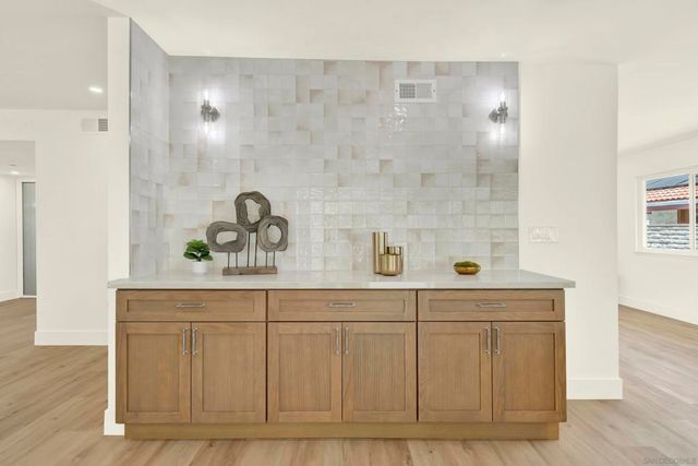 12621 Opimo Dr, San Diego, CA 92128