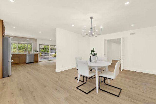12621 Opimo Dr, San Diego, CA 92128