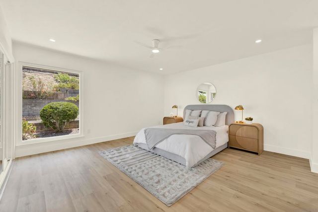 12621 Opimo Dr, San Diego, CA 92128