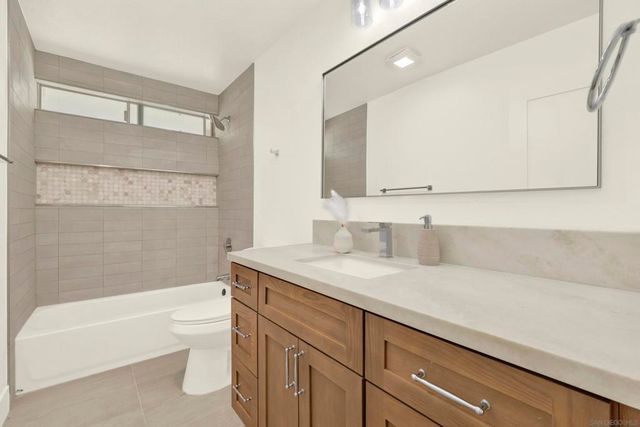 12621 Opimo Dr, San Diego, CA 92128