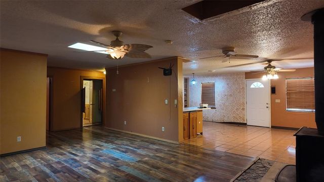 3617 N Hilltop Drive, Sulphur, OK 73086