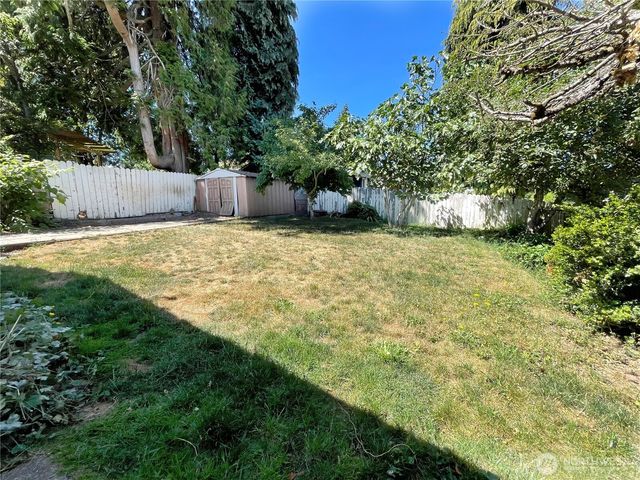 14301 Meridian Avenue N, Seattle, WA 98133