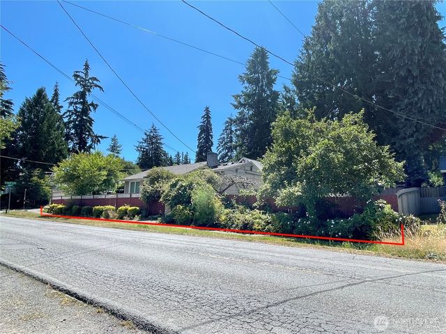 14301 Meridian Avenue N, Seattle, WA 98133