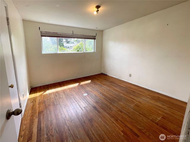 14301 Meridian Avenue N, Seattle, WA 98133
