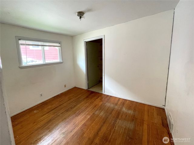 14301 Meridian Avenue N, Seattle, WA 98133