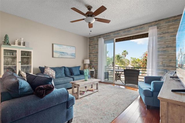 320 ISLAND WAY 103, Clearwater, FL 33767