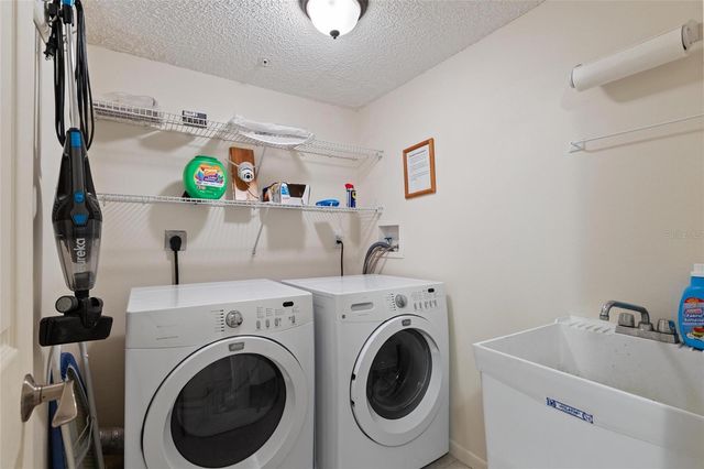 320 ISLAND WAY 103, Clearwater, FL 33767