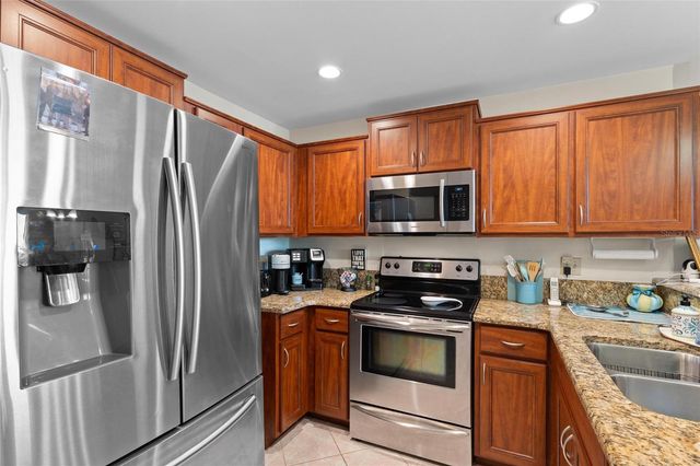 320 ISLAND WAY 103, Clearwater, FL 33767