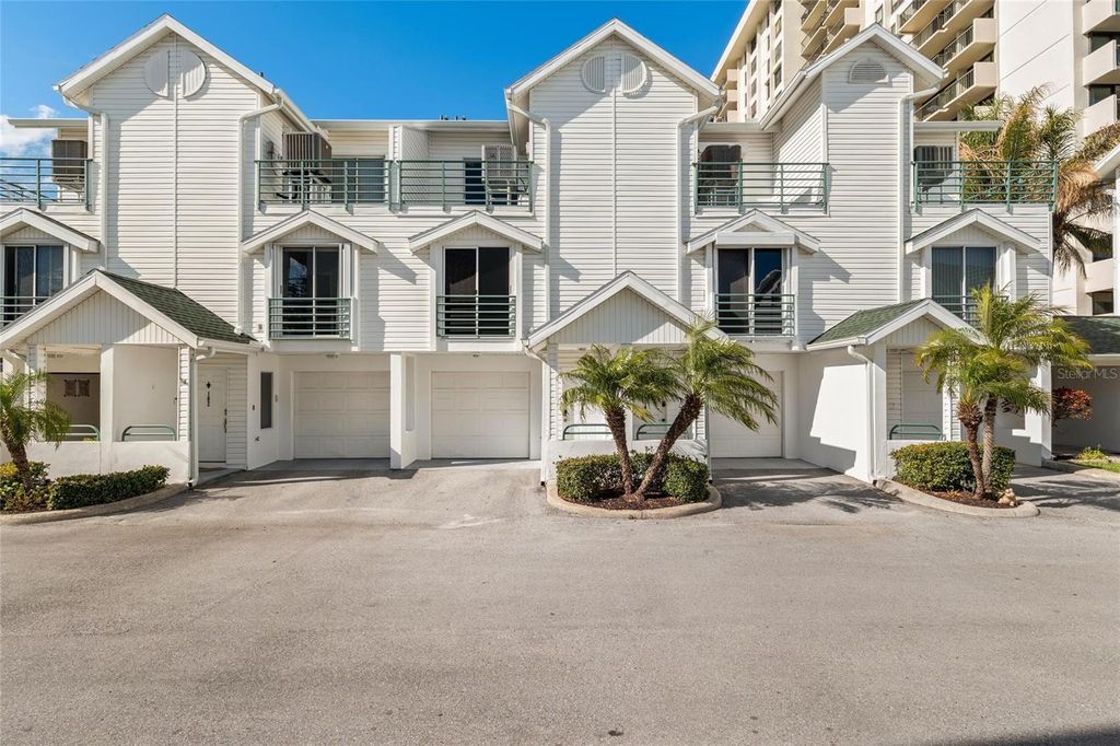 320 ISLAND WAY 103, Clearwater, FL 33767