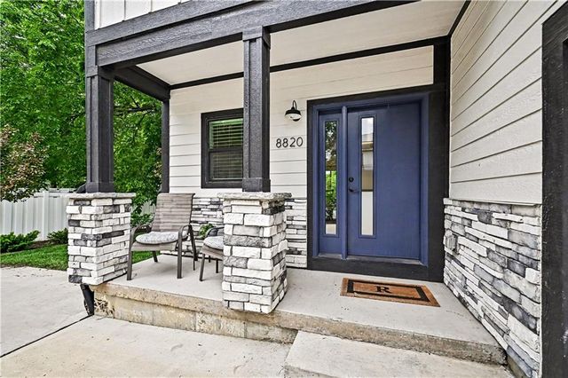 8820 Cortez Street, Overland Park, KS 66212