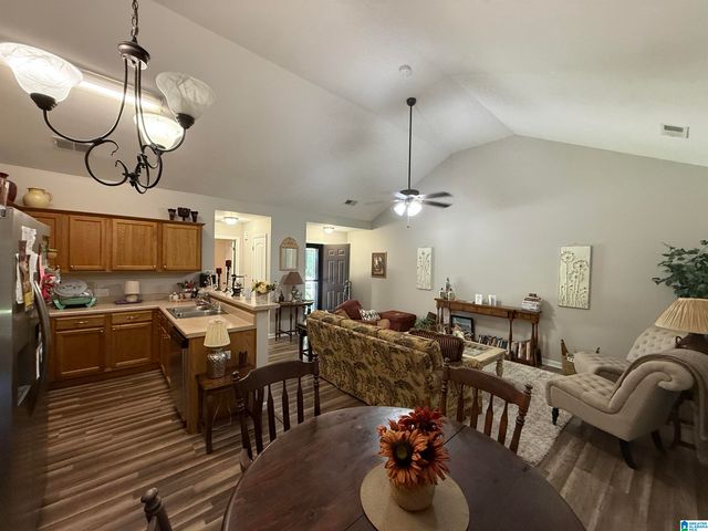 195 APRICOT LANE, Calera, AL 35040