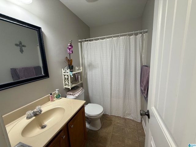 195 APRICOT LANE, Calera, AL 35040