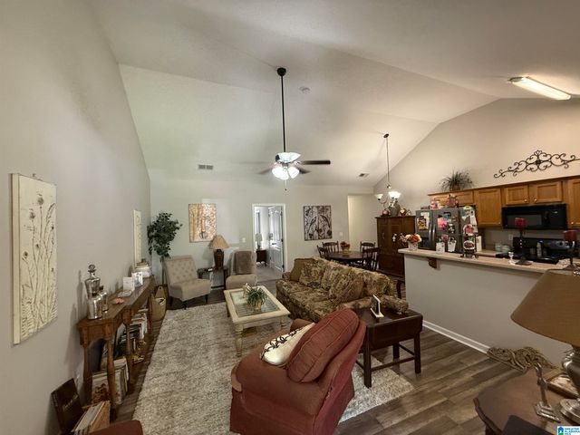 195 APRICOT LANE, Calera, AL 35040