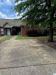 195 APRICOT LANE, Calera, AL 35040